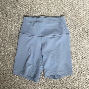 Lululemon align 6’ short